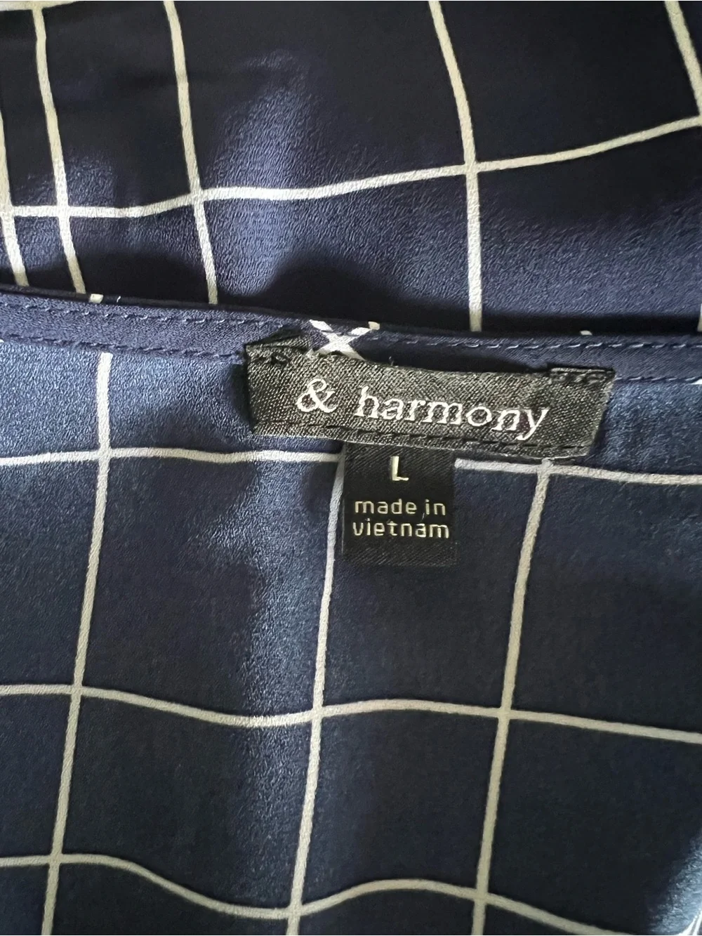& Harmony Women’s Large Navy Windowpane Faux Wrap Crop Blouse
